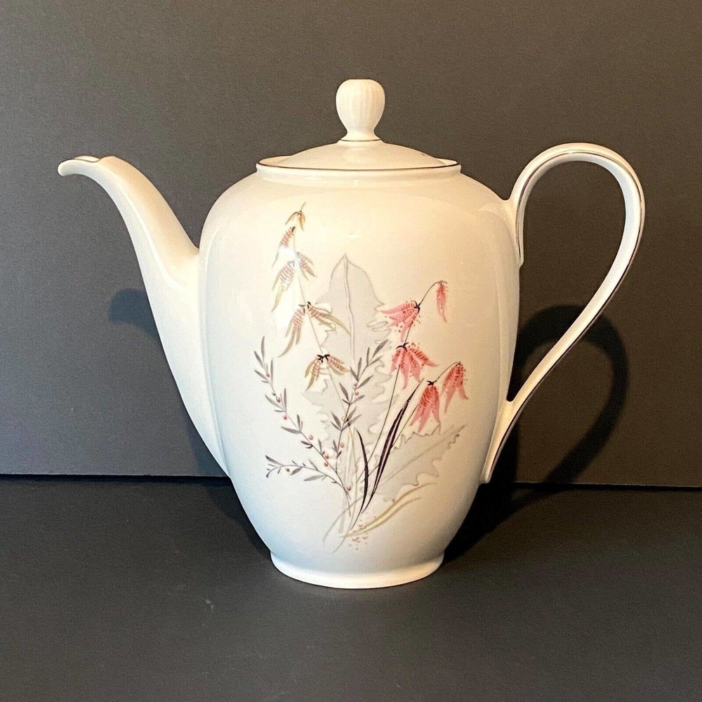 Vintage Royal Duchess Mountain Bell Fine China Large Coffee Pot Bavaria 50s 8.5"